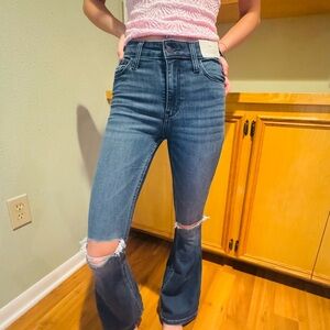 Hollister High Rise Flare dark wash jeans size 000 Long
